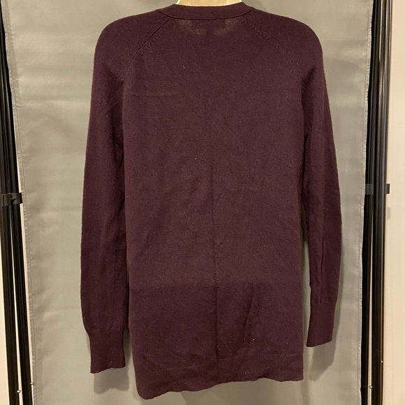Banana Republic Purple V-Neck Cardigan Sweater Merino Wool & Cashmere Size XS - Picture 3 of 10